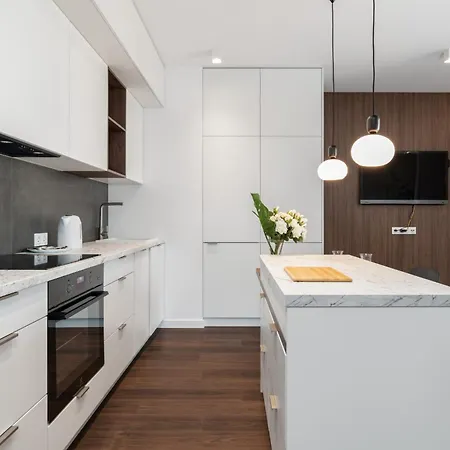 Stylish & Comfy Garbary Apartments With Parking By Noclegi Renters Poznan Exterior photo