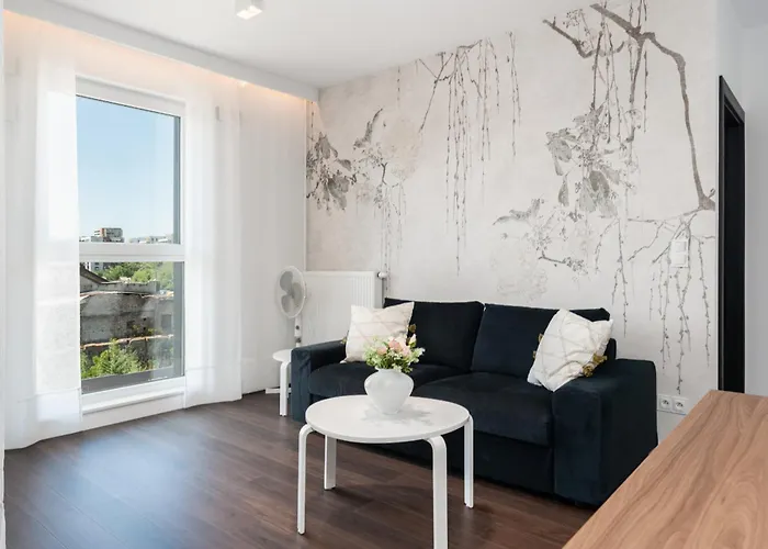 Stylish & Comfy Garbary Apartments With Parking By Noclegi Renters