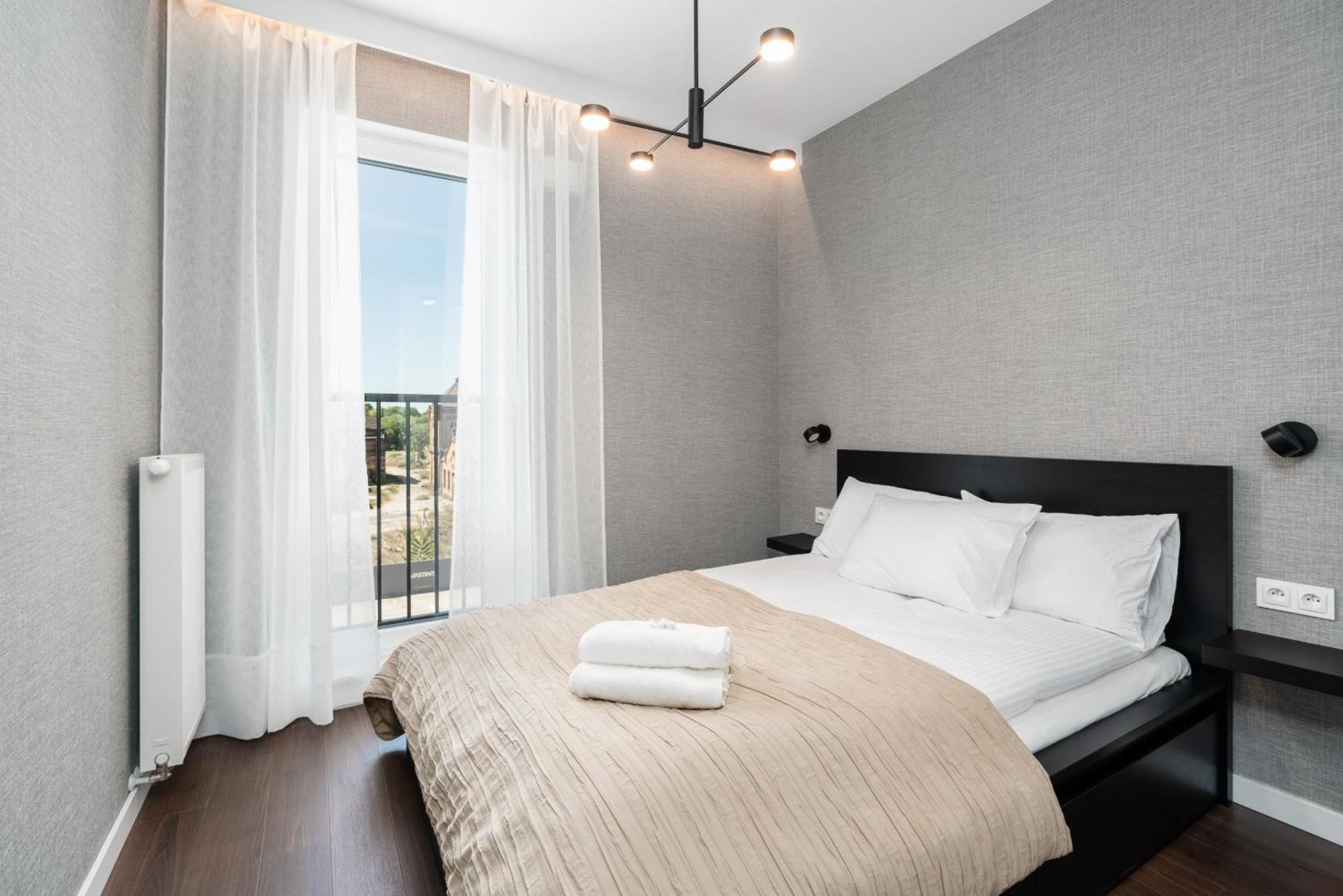 Apartment Stylish & Comfy Garbary With Parking By Renters *