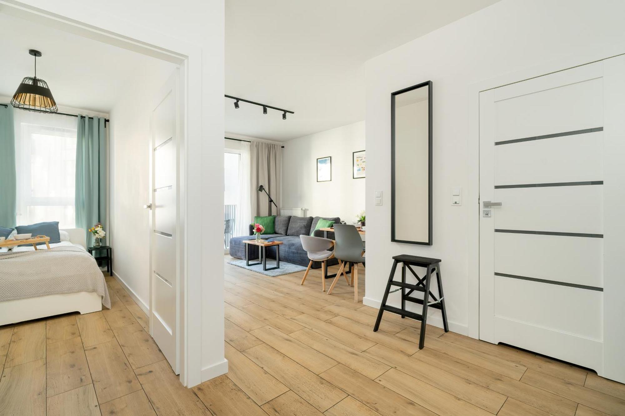 Apartment Stylish & Comfy Garbary With Parking By Renters