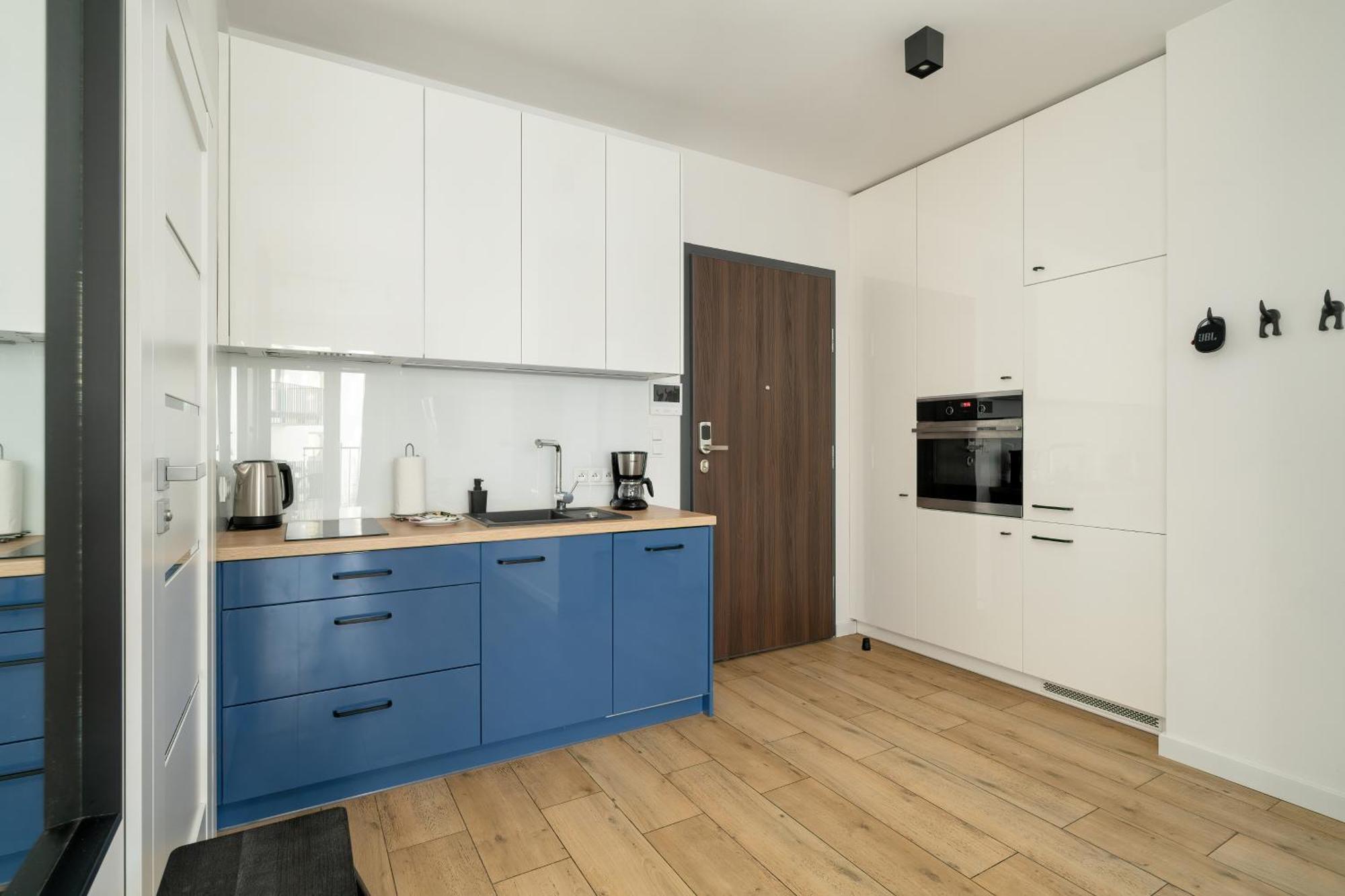 Stylish & Comfy Garbary With Parking By Renters Apartmán *