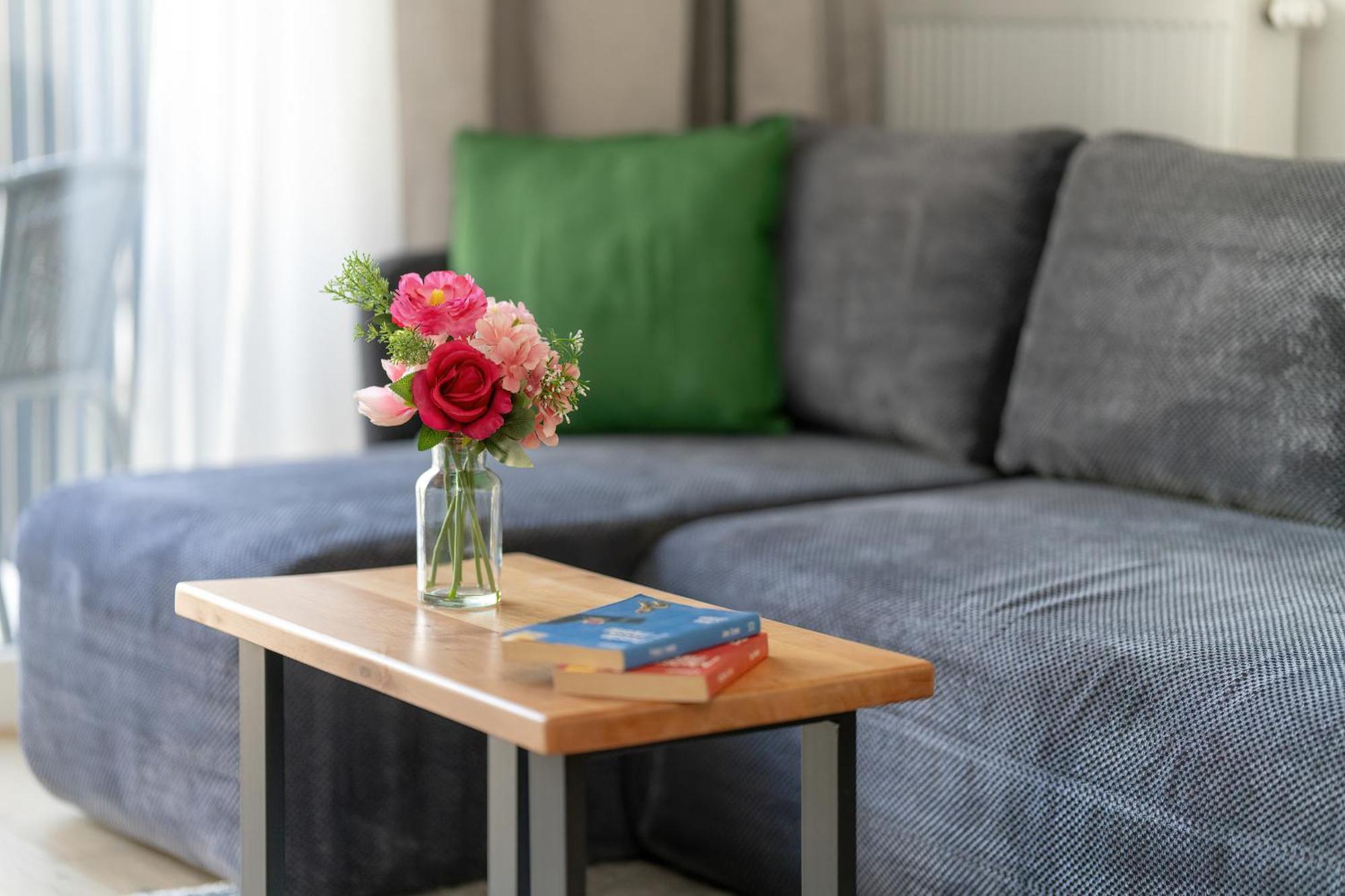 Apartment Stylish & Comfy Garbary With Parking By Renters